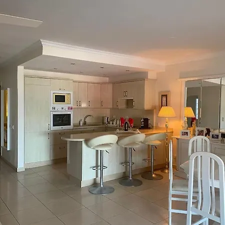 Tipsy Terrace * אקנטילדו דה לוס גיגנטס