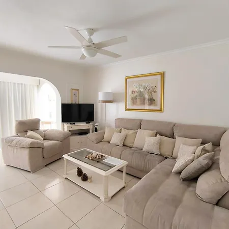 Tipsy Terrace אקנטילדו דה לוס גיגנטס