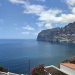 Tipsy Terrace Acantilado de los Gigantes