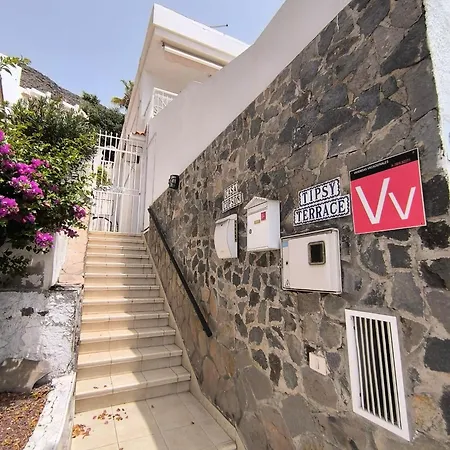 Tipsy Terrace Apartman